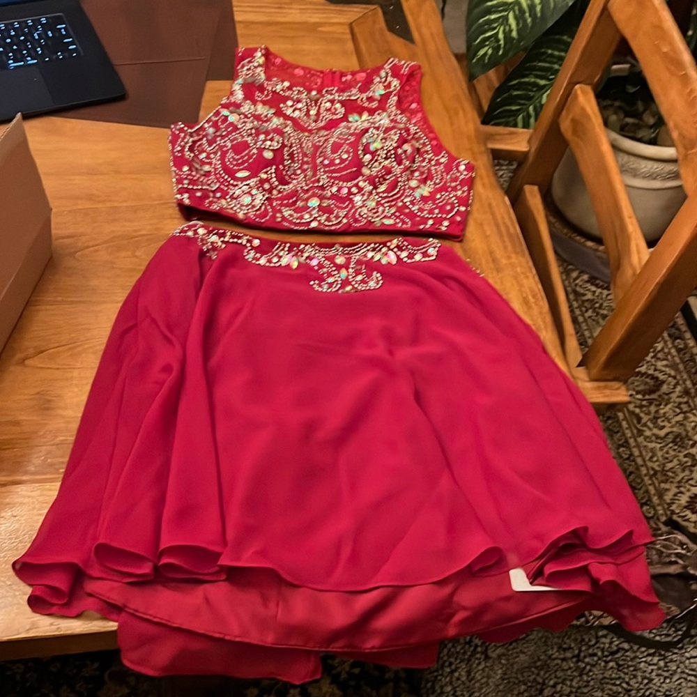 Burgundy JJs House special occasion dress size 8